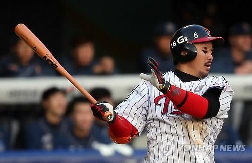 (LEAD) LG Twins eliminate NC Dinos, move on to second round in baseball postseason - 3