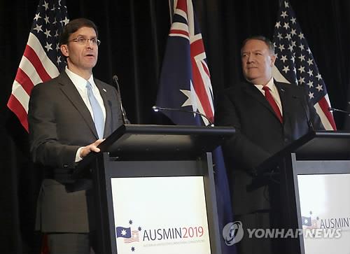 This AP photo shows U.S. Secretary of Defense Mark Esper (L) and Secretary of State Mike Pompeo holding a press conference in Sydney on Aug. 4, 2019. (Yonhap)