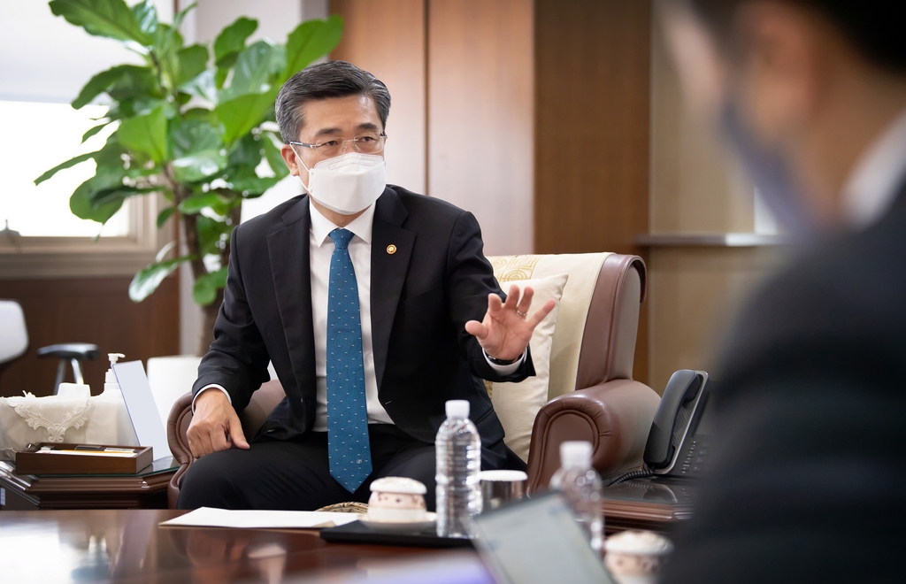 Defense Minister Suh Wook speaks during an interview with Yonhap News Agency on May 9, 2022, in this photo released by the Ministry of National Defense. (PHOTO NOT FOR SALE) (Yonhap)