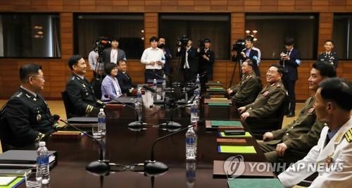 (2e LD) Les deux Corées conviennent de restaurer «rapidement» les lignes de communication militaires