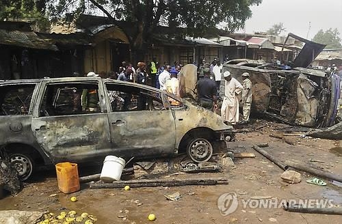 나이지리아 버스정류장 여성 자폭테러…20여명 사망(종합) - 2