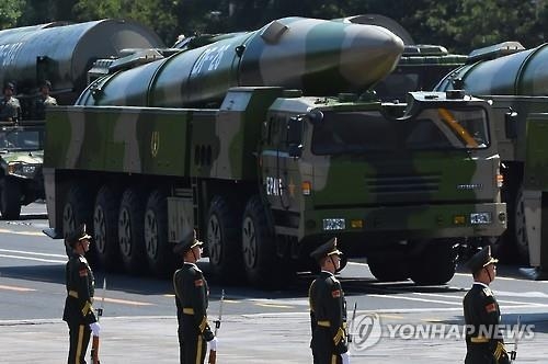 <中열병식> 항모킬러 '둥펑 21D' '둥펑-26' 등 핵전략무기 첫선(종합2보) - 3