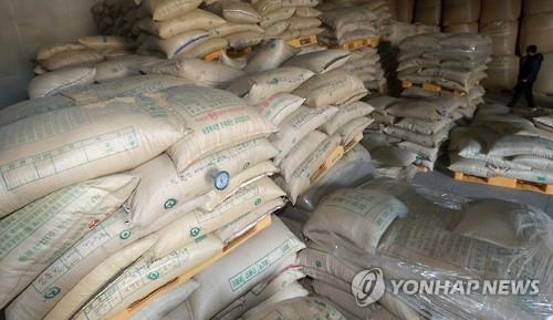 쌀 재고 190만t…올해 56만t 처분 추진 - 2