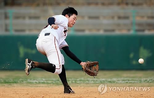 <프로야구> 강경학 멀티히트·송은범 무실점…한화 자체 평가전 - 2