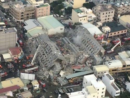 대만지진 피해 키운 '두부빌딩'…17층 빌딩 4채 한순간 '폭삭'(종합) - 3