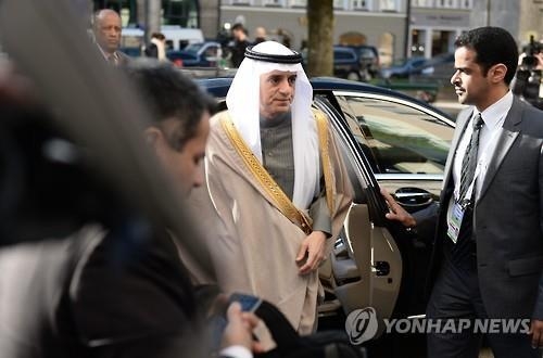 사우디 "시리아 정치적 협상 실패시 무력으로 정권 축출"(종합) - 3