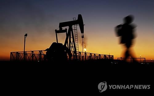 "이란, 유럽행 원유수출 재개…400만 배럴 이르면 15일 출항" - 2