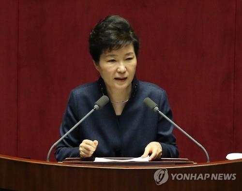 朴대통령 "김정은, 브레이크없이 폭주…핵 실전배치할 것" - 2