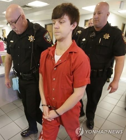 미국 법원 '부자병' 소년 사건 성인 법정으로 이관 결정 - 2