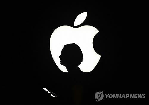 애플 CEO "아이폰 잠금해제 요구에 순응시 미국에 해로워" - 3