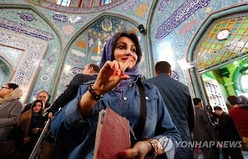 이란 개혁파 "텔레그램 선거운동으로 총선 '열세' 뒤집겠다" - 2