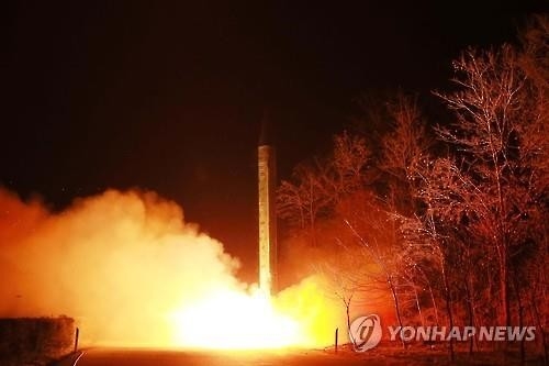 미국 국무부, 김정은 추가 핵도발 시사에 "도발적 언행 삼가라" - 2