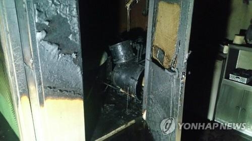 학원 방화 'ADHD' 10대 영장…"라이터보고 방화 욕구"(종합2보) - 3