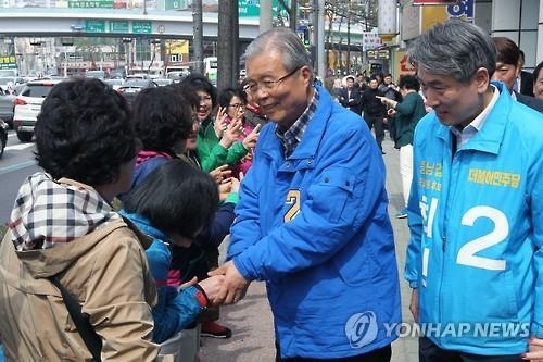 <총선 D-11> 더민주 "野 분열로 미래 암담…지속되면 정권교체도 불가"(종합) - 2
