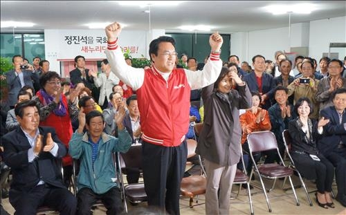 정진석 절치부심 4선 고지 올라…'포스트 JP' 꿈꾼다 - 2