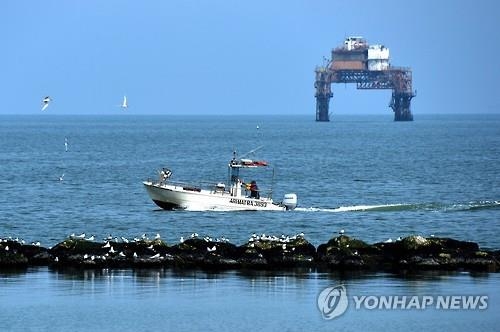 이탈리아 해저자원 채굴 규제 겨냥한 국민투표 무산 - 2