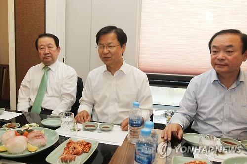 천정배 "호남 주도 정권교체 위해 완벽하게 뭉쳐야" - 2