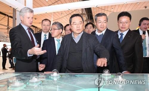 올해 첫 분기 실적, 삼성전자 웃고 현대차 시무룩 - 4