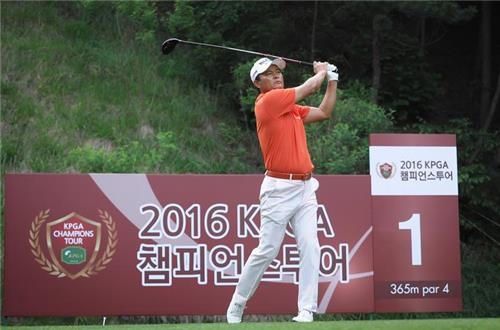 최광수, KPGA 챔피언스투어 개막전 우승…통산 10승 - 2