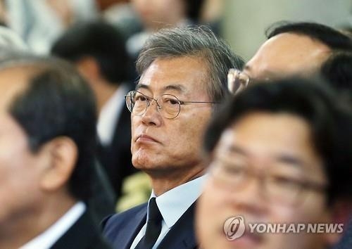 文, 최기산 주교 장례미사 참석…오후 조문차 또 광주行 - 2