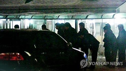 조폭도 'TF'시대…이권 따라 소규모로 단기간에 이합집산 - 2