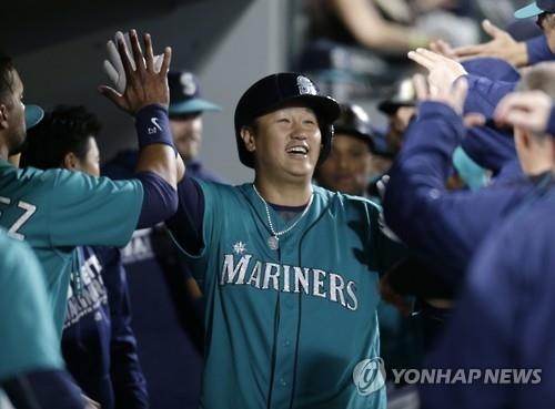 기회만 다오…이대호, 타수 대비 홈런 MLB전체 1위 - 2