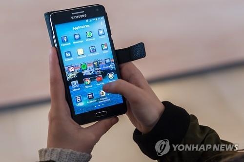 구글·애플 스마트폰 OS 점유율 99%…타이젠은 0.1% - 2