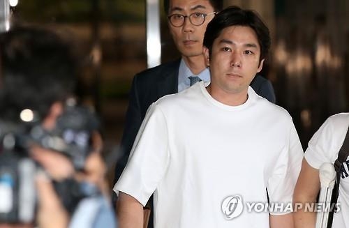 <상반기 가요>③ 쯔위 대만국기 논란부터 박유천 성추문까지 - 5