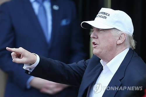 트럼프 '무슬림 입국금지' 톤 조절…"테러 국가에 국한" - 2
