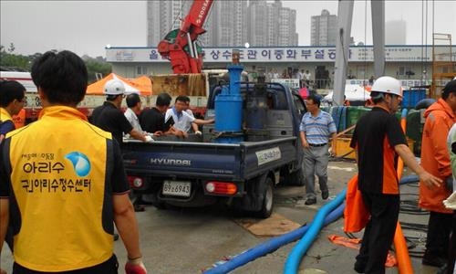 "장마로 전기 끊기면 출동"…서울시, 복구지원팀 운영 - 2