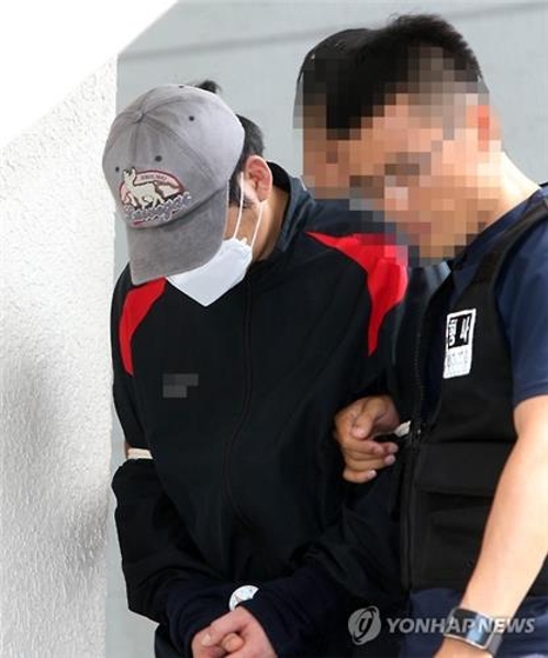 세 살배기 집어 던져 살해한 피의자 "죽을죄 지었다"(종합) - 3