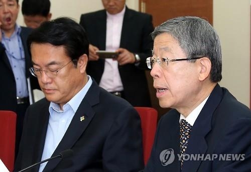 김희옥 "의원특권 내려놓기가 혁신 첫걸음…엄격한 잣대 적용" - 2