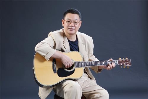 한마음 강영철, 30년만에 컴백…"호흡같던 음악 열정 살아나" - 2