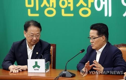 추경 12일 처리 물 건너가…유일호 "하루하루 속이 탄다" - 3