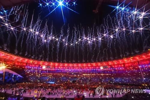 <올림픽> 느닷없는 폭발음·날아든 유탄…첫날부터 불안한 리우 - 4