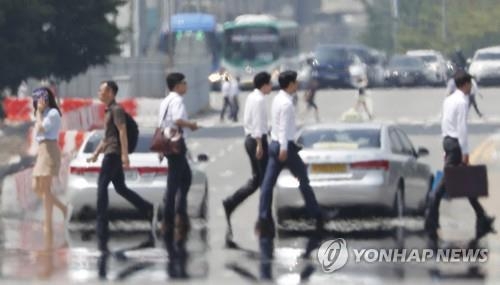 올해 더위로 응급실간 환자 1천명 넘어…2주새만 500여명 - 2