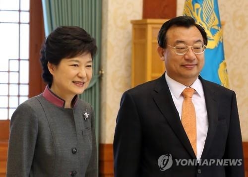 朴대통령-與새지도부 오찬화두는…당청관계 재정립·민생·개각 - 2