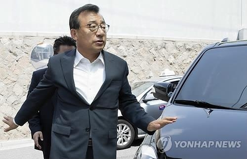 이정현號, 정책 수립·예산 짤때 SNS로 의견 듣는다 - 2