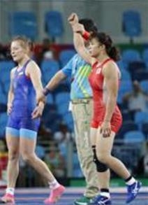 <올림픽> 러시아 선수단 간부가 경기에 진 여자 선수에 체벌? - 2