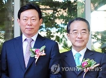 "신동빈, '이인원 자살' 보고에 비통ㆍ침묵"(종합) - 2