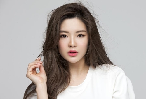 이선빈, MCM 전속 모델 발탁 - 1