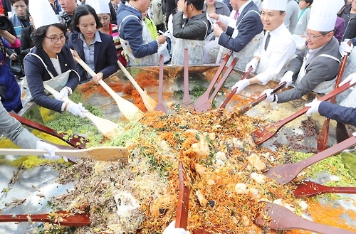 <카메라뉴스> "맛있게 비벼드릴게요" - 2