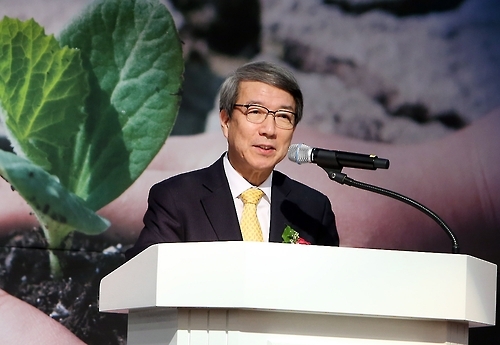 축사하는 정운찬 전 총리