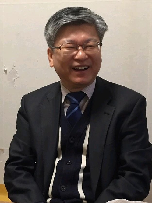 '신의 존재를 과학으로 입증하다'의 저자 김송호 박사.