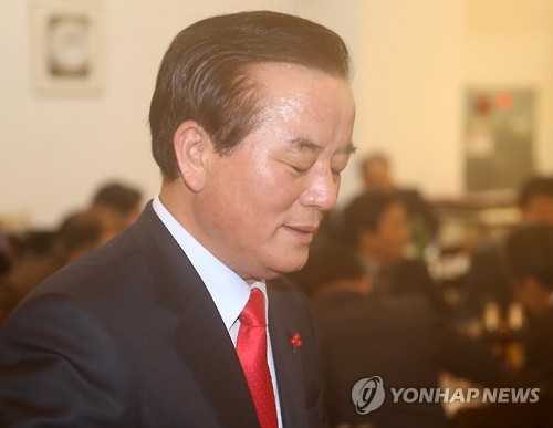 정갑윤 "새누리당 탈당 결심 변함없다" - 1