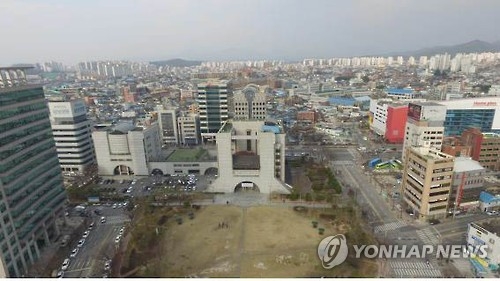 상공에서 본 전주시청