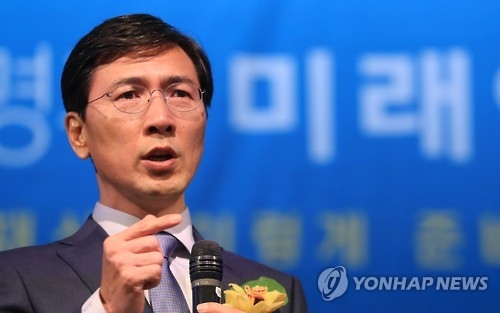 안희정 "진보·보수 뛰어넘겠다…연정·다수당 총리로 협치" - 1