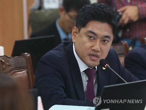 바른정당 "文 대북인식, 국민정서 동떨어져…검증 응해야" - 1