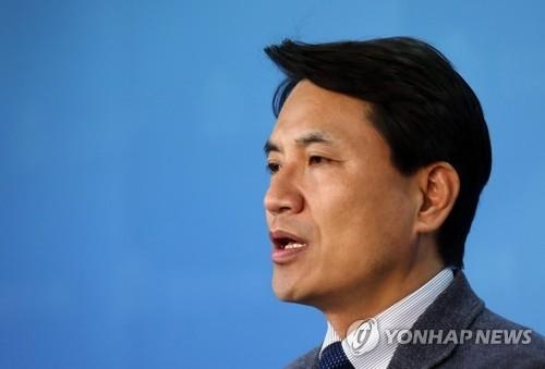 김진태 "자살 검토하는 사람도 있나"…홍준표와 또 '설전' - 1