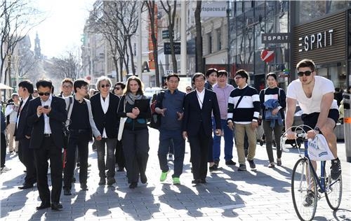 마리아힐퍼 거리를 찾은 박원순 시장